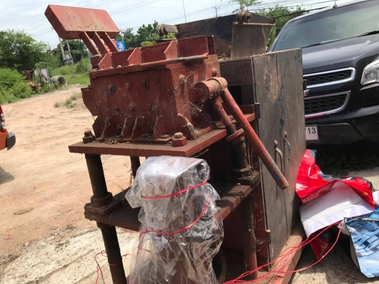 ขายด่วน อุปกรณ์ทำอิฐประสาน สภาพสวย ใช้งานดีคับผม