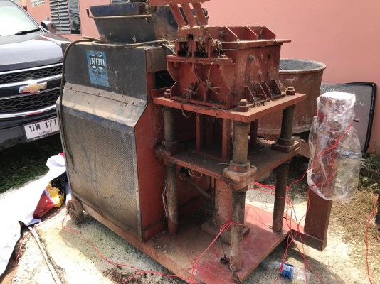 ขายด่วน อุปกรณ์ทำอิฐประสาน สภาพสวย ใช้งานดีคับผม