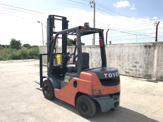 ขายรถ Toyota 8FD25 ขนาด 2.5 ตัน เสา 4 เมตร ดีเซล เกียร์ออโต้