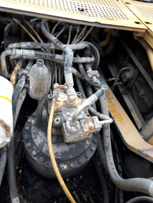 ขาย 1,590,000 CAT 330 C JAPAN ไฟฟ้าครบ เครื่องดี ปั้มแรง เอวดี ช่วงล่างเต็ม เล่มทะเบียน รถอยู่ สระบุรี 090-772-3710 090-772-3708