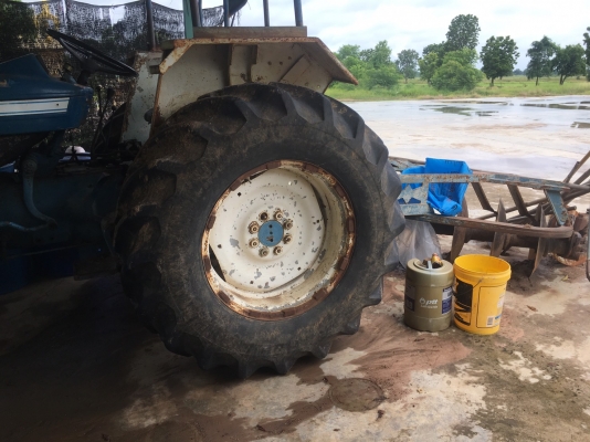 ขาย ford 5000 มีทะเบียน สนใจติดต่อได้ครับ ขาย ford 5000 มีทะเบียน สนใจติดต่อได้ครับ