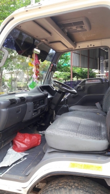 ขาย 465,000 บาท ISUZU NKR 130 EURO 2 ยาว 4.2 เมตร วิ่ง 72,890 กม. เครื่อง 4HG1-Turbo -130 แรง หัวบาง