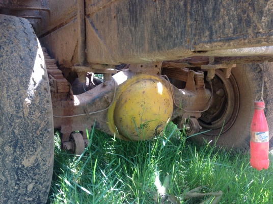 ซื้อตอนนี้เอาไปเลย 135000 บาทเจ้าของขายเอง รถสภาพดีราคาถูก ถูกกว่านี้มีบ้างมั๊ยเทเลอร์บรรทุกแบคโฮเพลาเดียวเครื่อง6BB1ขึ้น120สบายพร้อมเล่มทะเบียน