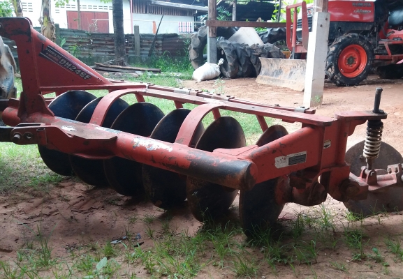 ผานไถตราช้าง 6x24นิ้วสภาพดีครับ ผานไถตราช้าง 6x24นิ้วสภาพดีครับ