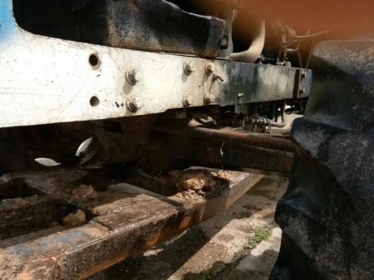 ขาย 235,000 บาท EURO TRAC เครื่องดี หางไม่ตก เกียร์ไม่ดัง เอกสารเล่มทะเบียน   รถยุ อุบลราชธานี.โทร&amp;ไอดีไลน์ 0610710295