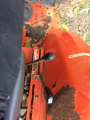 ขาย 155,000 รถไถ KUBOTA L3408 เครื่องดี เกียร์ดี ยางสวย (ใบมีดดันหน้า -ผาน 6 ) เอกสารเล่มทะเบียน  รถอยู่ จ.ศรีษะเกศ 090-772-3710 090-772-3708