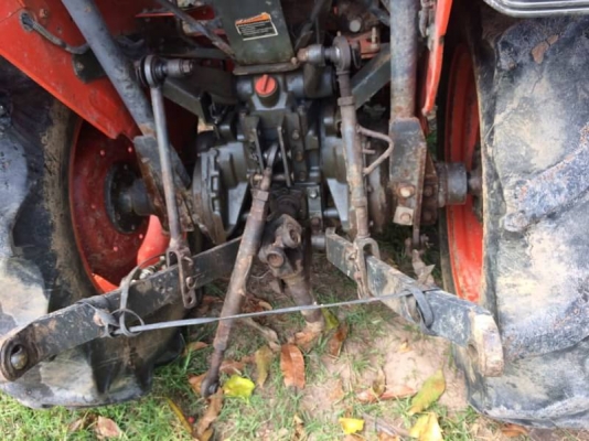 ขาย 155,000 รถไถ KUBOTA L3408 เครื่องดี เกียร์ดี ยางสวย (ใบมีดดันหน้า -ผาน 6 ) เอกสารเล่มทะเบียน  รถอยู่ จ.ศรีษะเกศ 090-772-3710 090-772-3708