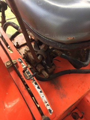 ขาย 155,000 รถไถ KUBOTA L3408 เครื่องดี เกียร์ดี ยางสวย (ใบมีดดันหน้า -ผาน 6 ) เอกสารเล่มทะเบียน  รถอยู่ จ.ศรีษะเกศ 090-772-3710 090-772-3708