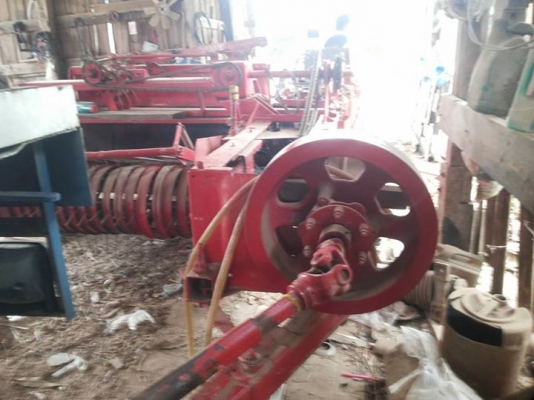 ขายตามสภาพ เครื่องอัดฟาง แมกซี่ 124 ใช่งานปกติ ขายตามสภาพ เครื่องอัดฟาง แมกซี่ 124 ใช่งานปกติ