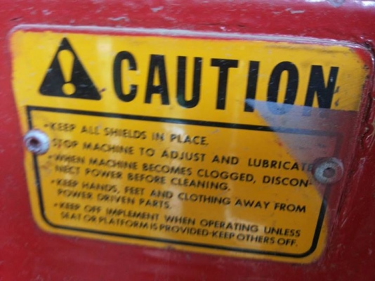 ขายตามสภาพ เครื่องอัดฟาง แมกซี่ 124 ใช่งานปกติ