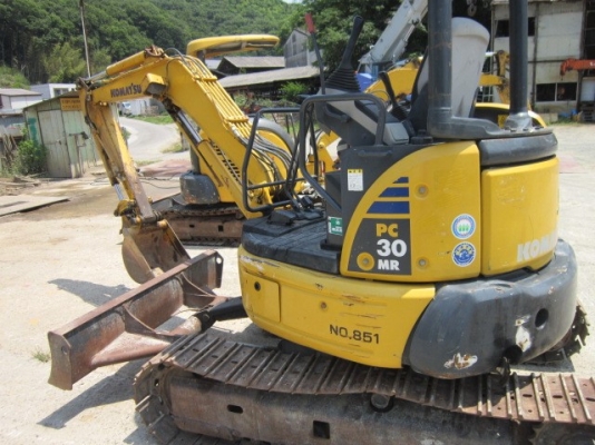 ขายรถขุดเล็ก Komatsu PC30MR-2 ปี2005 1,200ชม.นำเข้าตรงจากญี่ปุ่น ไม่เคยใช้ในไทย โทร. 092-929-9942 ธีรเทพ