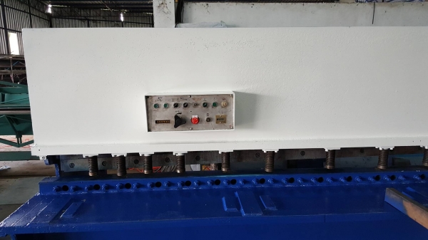 ขายเครื่องตัด4เมตรระบบไฮโดรลิคตัดได้6มิลราคาสุดคุ้ม