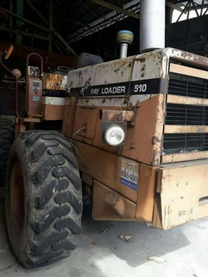 ขายรถตักล้อยาง KOMATSU 510 กับ KOMATSU WA 120 ราคา 550000 กับ 700000