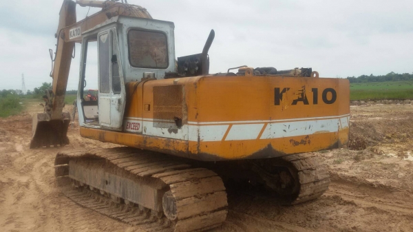 ขายรถแบคโฮ KATO HD700 V2 เอกสารเล่ม ราคา 300000