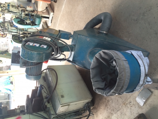 ขายเครื่องขัดมีระบบถังดูดครบครับสวยมากครับ