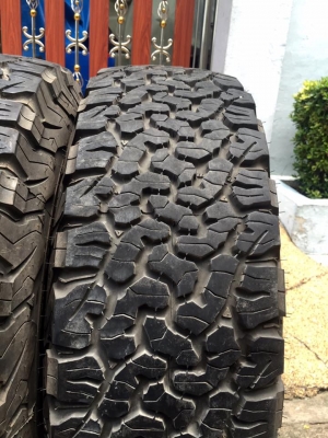 ยางBF All-Terrain Ko2 265/75/16 ถอดขยับไซส์ เพิ่งใส่ลงพื้น3เดือน สภาพใหม่