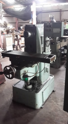 ซาก มิลลิ่งญี่ปุ่น ที่ดัดแปลงเป็น เครื่องเจียราบ 19000 บาท ซาก มิลลิ่งญี่ปุ่น ที่ดัดแปลงเป็น เครื่องเจียราบ 19000 บาท