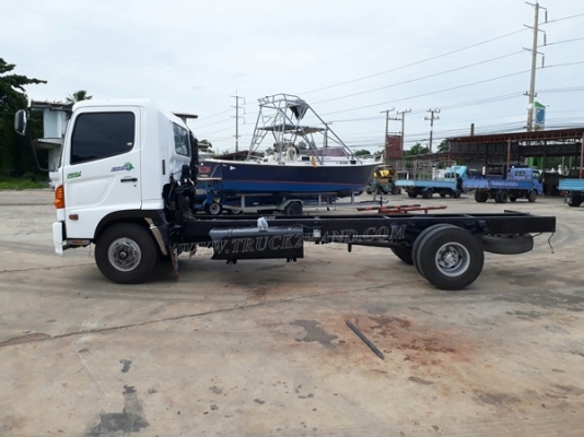 รถ 6 ล้ออีโน่ รุ่น FC4JJPA หัว-แซซซี กระบะยาว 5.50 เมตร 150 แรงม้า