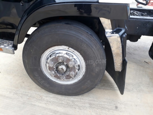 รถ 6 ล้ออีโน่ รุ่น FC4JJPA หัว-แซซซี กระบะยาว 5.50 เมตร 150 แรงม้า