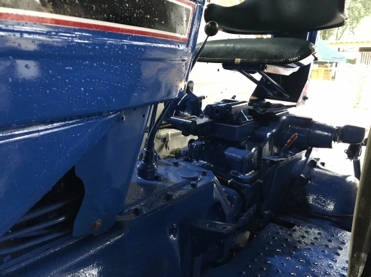 ขาย6610คานกน้าคาลาโล่ปั้มกลมไอดีใหญ่มีดันหน้าหางสามเอกสารอินวอย์ติดต่อ0895302182