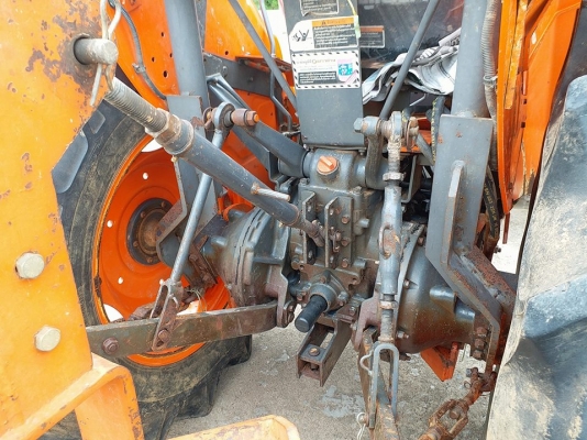 ขายรถไถคูโบต้าL4508 ทำงาน2พัน ชม.หลังคาสั่งใหม่ ใบดันหน้า ผาน6เกียร์ดี ทะเบียนปี53