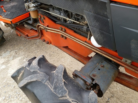 ขายรถไถคูโบต้าL4508 ทำงาน2พัน ชม.หลังคาสั่งใหม่ ใบดันหน้า ผาน6เกียร์ดี ทะเบียนปี53