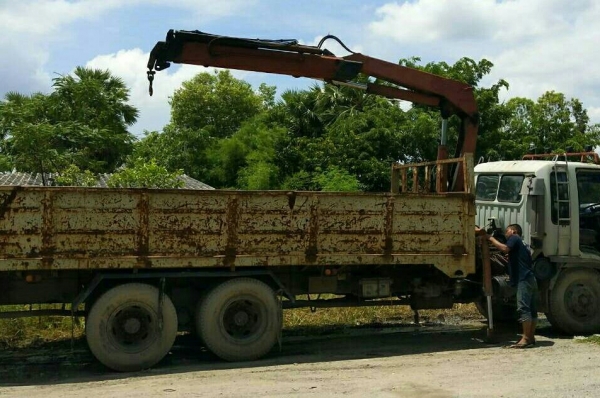 สิบล้อ ฮีโน่ FL3H195เพาเดียว ติดเฮียบ 5ตัน ช่วงยาว 7.20ม.รถห้าง สภาพดีหัวบางเดิมใช้งานประจำ เล่มทะเบียนพร้อมโอน