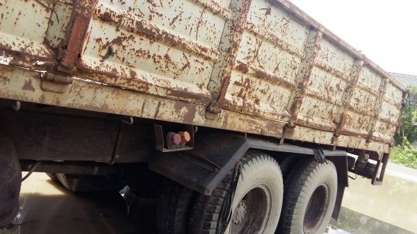 สิบล้อ ฮีโน่ FL3H195เพาเดียว ติดเฮียบ 5ตัน ช่วงยาว 7.20ม.รถห้าง สภาพดีหัวบางเดิมใช้งานประจำ เล่มทะเบียนพร้อมโอน