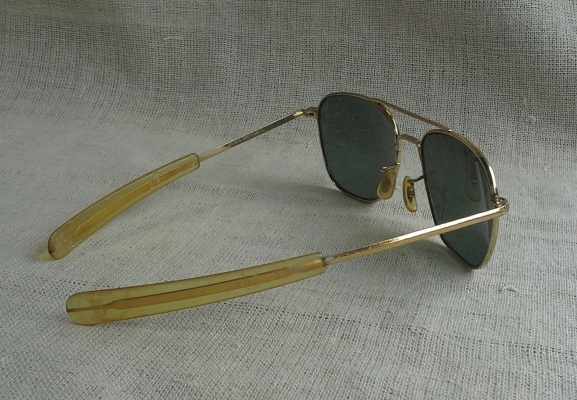 แว่นตาอเมริกันเสืออากาศ ยุค '70s ราคานักศึกษา! Original RANDOLPH handmade in USA บิ๊กไซซ์! ตัวแท้! จริงใจ - ไม่จิงโจ้! แว่นตาอเมริกันเสืออากาศ ยุค '70s ราคานักศึกษา! Original RANDOLPH handmade in USA บิ๊กไซซ์! ตัวแท้! จริงใจ - ไม่จิงโจ้!