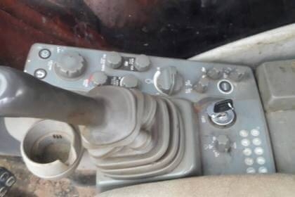 ขาย 1,585,000 HITACHI ZX 200-5 G ทำงาน 21,xxx ชม. เครื่องดี ปั้มแรง โช่หนา เอวแน่น เอกสารเล่มทะเบียน รถอยู่ จ.สุรินทร์ 090-772-3710 090-772-3708 ขาย 1,585,000 HITACHI ZX 200-5 G ทำงาน 21,xxx ชม. เครื่องดี ปั้มแรง โช่หนา เอวแน่น เอกสารเล่มทะเบียน รถอยู่ จ.สุรินทร์ 090-772-3710 090-772-3708