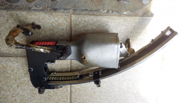 ปืนยิงทำกรง สปริงที่นอน