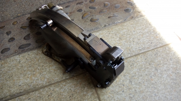 ปืนยิงทำกรง สปริงที่นอน