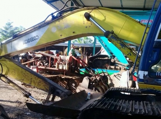 ขาย!! >>> Kobelco Sk200 Mark3 <<< เบอร์ติดต่อ 098-7155789