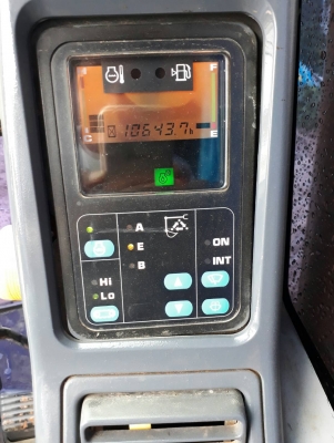 ขาย 1,250,000 บาท KOMATSU PC200-7 ทำงาน 10,643 ชม . เครื่องดี ปั้มแรง โช่หนา เอวแน่น ไฟฟ้าครบ แอร์เย็น เอกสารอินสอยท์ รถอยู่ จ.ขอนแก่น โทร&ไอดีไลน์ 0610710295 ขาย 1,250,000 บาท KOMATSU PC200-7 ทำงาน 10,643 ชม . เครื่องดี ปั้มแรง โช่หนา เอวแน่น ไฟฟ้าครบ แอร์เย็น เอกสารอินสอยท์ รถอยู่ จ.ขอนแก่น โทร&ไอดีไลน์ 0610710295