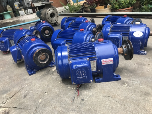 ขายมอเตอร์เกียร์ PEI GONG 1/2HP. 380V อัตราทด 1:30 Made in Taiwan สภาพสวยเดิมๆ วิ่งนิ่ม พร้อมใช้งาน มี 9ตัวครับ ขายมอเตอร์เกียร์ PEI GONG 1/2HP. 380V อัตราทด 1:30 Made in Taiwan สภาพสวยเดิมๆ วิ่งนิ่ม พร้อมใช้งาน มี 9ตัวครับ