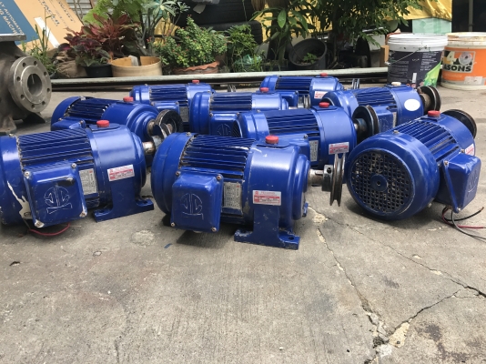 ขายมอเตอร์เกียร์ PEI GONG 1/2HP. 380V อัตราทด 1:30 Made in Taiwan สภาพสวยเดิมๆ วิ่งนิ่ม พร้อมใช้งาน มี 9ตัวครับ ขายมอเตอร์เกียร์ PEI GONG 1/2HP. 380V อัตราทด 1:30 Made in Taiwan สภาพสวยเดิมๆ วิ่งนิ่ม พร้อมใช้งาน มี 9ตัวครับ