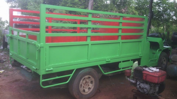 รถอีแต๋น