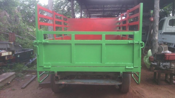 รถอีแต๋น