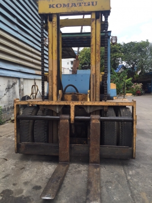 ขายรถยกโฟร์คลิฟท์ยี่ห้อKOMAT&#039;SU 11.5 ตัน