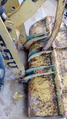 ขายด่วนรถตักเอวอ่อนKOMATSU 507สภาพพร้อมใช้งาน มีมือตักด้านหลังด้วย ราคาสุดคุ้มจริงๆโทรไอดี0843923995