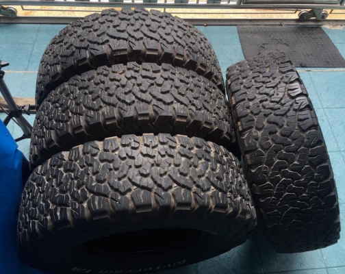 BF All-Terrain Ko2 265/75/16 ลงพื้นแค่3เดือน สภาพใหม่กริ๊บ4เส้น BF All-Terrain Ko2 265/75/16 ลงพื้นแค่3เดือน สภาพใหม่กริ๊บ4เส้น