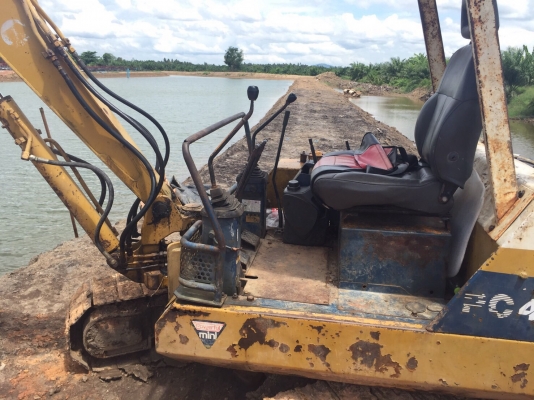 ขายรถแบคโฮ KOMATSU PC40-6 สภาพดีพร้อมใช้ สนใจโทร 081-970-1072
