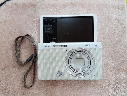 ลดราคา-กล้องฟรุ้งฟริ้ง Casio รุ่น EX-ZR50 จอ 3 นิ้ว 16.1 MP WIFI ซูมได้ 10เท่า เมม 8 GB สภาพดี ส่งฟร ลดราคา-กล้องฟรุ้งฟริ้ง Casio รุ่น EX-ZR50 จอ 3 นิ้ว 16.1 MP WIFI ซูมได้ 10เท่า เมม 8 GB สภาพดี ส่งฟร