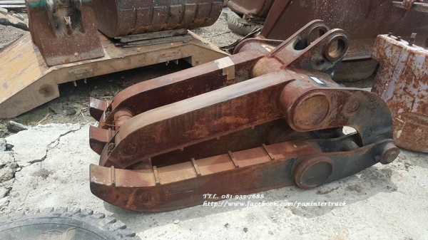 FROM JAPAN ตัวคีบปากหนีบไม้ FORK GRAB สำหรับรถขุดไซค์ 200/ สลัก80มิล /สินค้าเก่านอกสวยๆ เหล็กญี่ปุ่นแท้ๆ หนามากๆ ราคาเพียง 39,000 บาท สนใจรีบติดต่อ 0819337688