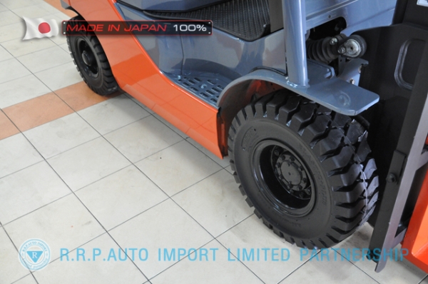 ขายรถโฟล์คลิฟท์มือสอง TOYOTA รุ่น 8FD15-10077 นำเข้าจากประเทศญี่ปุ่น 100\% ไม่เคยใช้งานในไทย ขายรถโฟล์คลิฟท์มือสอง TOYOTA รุ่น 8FD15-10077 นำเข้าจากประเทศญี่ปุ่น 100\% ไม่เคยใช้งานในไทย