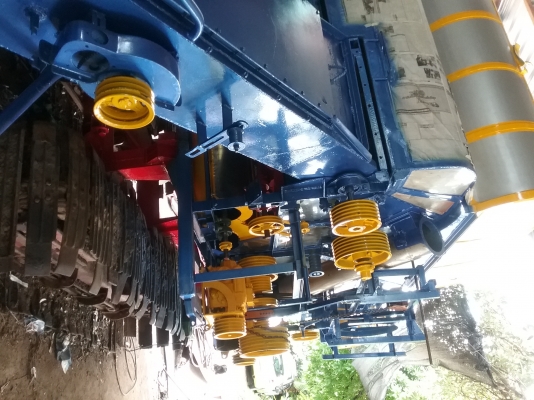 เสร็จแล้วครับ .ยังเหลืออีก 1 คัน ครับ เกี่ยวนาปี ปีนี้ สนใจมาคุยกันได้ เดิน 10 ht 6hhe 210 + turbo โซ่ 46 ข้อ d2 ปั้ม Dykin 23 สภาพที่ขายไม่ใช่สภาพนี้