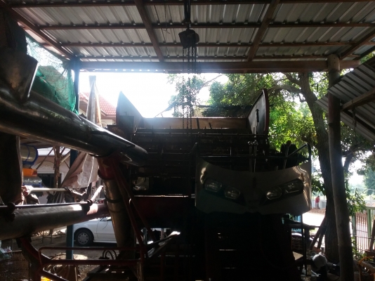 เสร็จแล้วครับ .ยังเหลืออีก 1 คัน ครับ เกี่ยวนาปี ปีนี้ สนใจมาคุยกันได้ เดิน 10 ht 6hhe 210 + turbo โซ่ 46 ข้อ d2 ปั้ม Dykin 23 สภาพที่ขายไม่ใช่สภาพนี้