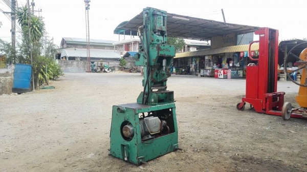 ** SOLD ** เครื่องตัดเหล็กไฮดรอลิคอเนกประสงค์ ตัดได้ถึง 8 แบบ ใช้งานได้สารพัดช่างไฟบ้าน 220V พร้อมใช้