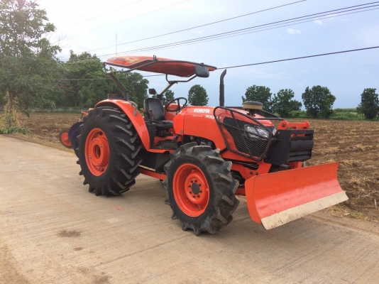 ขายครับ Kubota M8540 สวยๆครับ ใบดัน ผานหลัง ยางใหม่สี่เส้น 550000 ขายครับ Kubota M8540 สวยๆครับ ใบดัน ผานหลัง ยางใหม่สี่เส้น 550000
