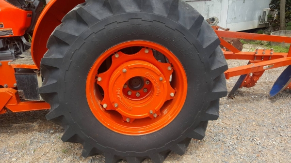 ขายครับ Kubota M8540 สวยๆครับ ใบดัน ผานหลัง ยางใหม่สี่เส้น 550000 ขายครับ Kubota M8540 สวยๆครับ ใบดัน ผานหลัง ยางใหม่สี่เส้น 550000